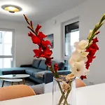 Seaside 6 Mit Meerblick Даме